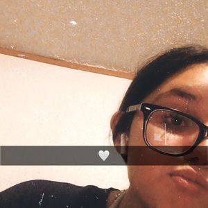 Meet your Posher, Daisha